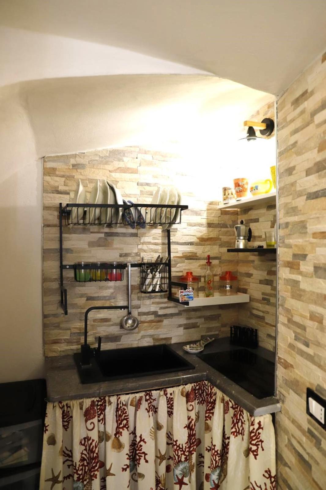 Lo Scarrozzo Room باليرمو المظهر الخارجي الصورة